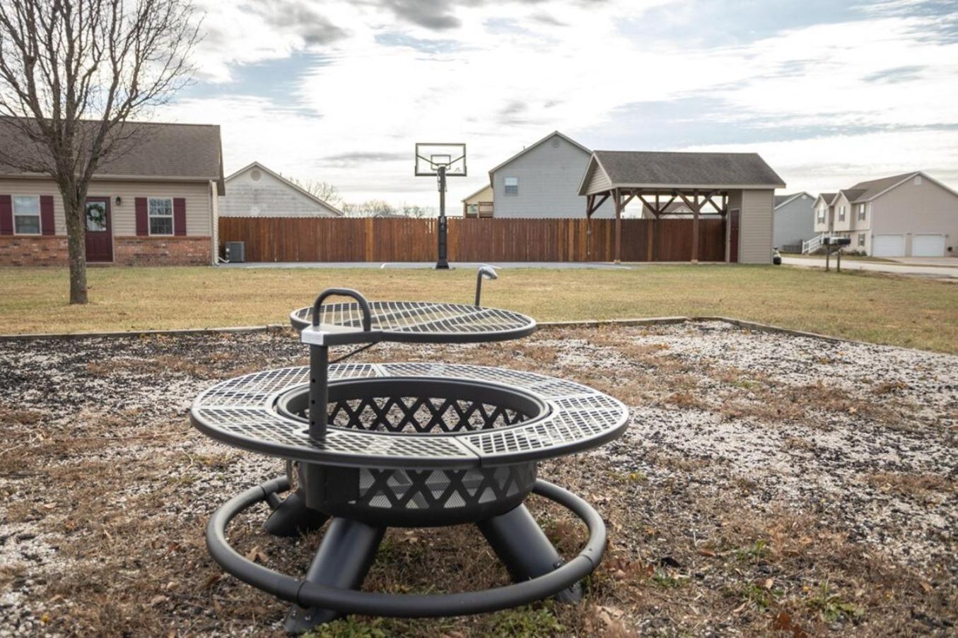Tiny Home With Hot Tub Near Ft Leonard Wood! Waynesville Exteriör bild