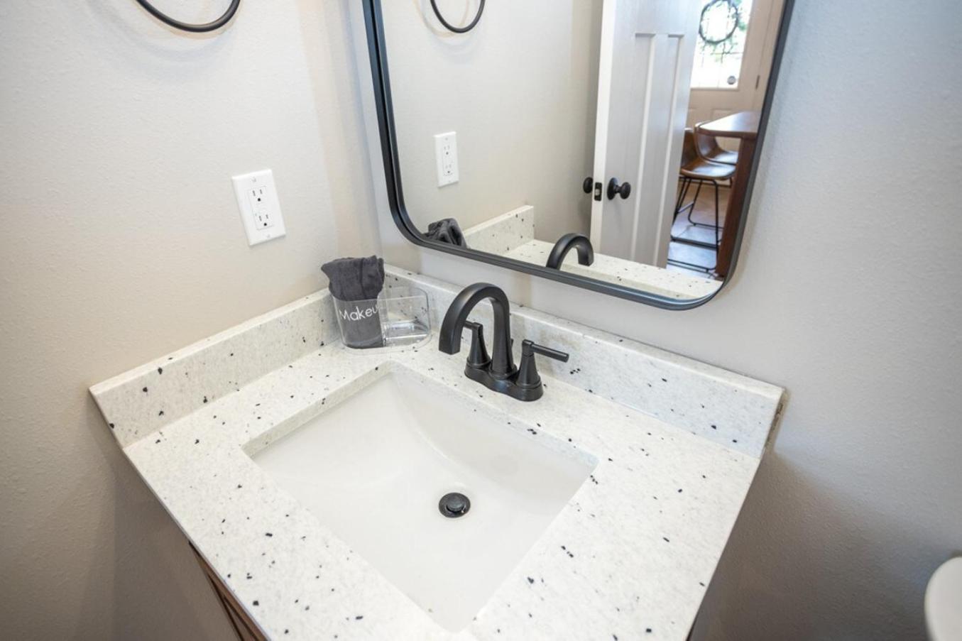 Tiny Home With Hot Tub Near Ft Leonard Wood! Waynesville Exteriör bild