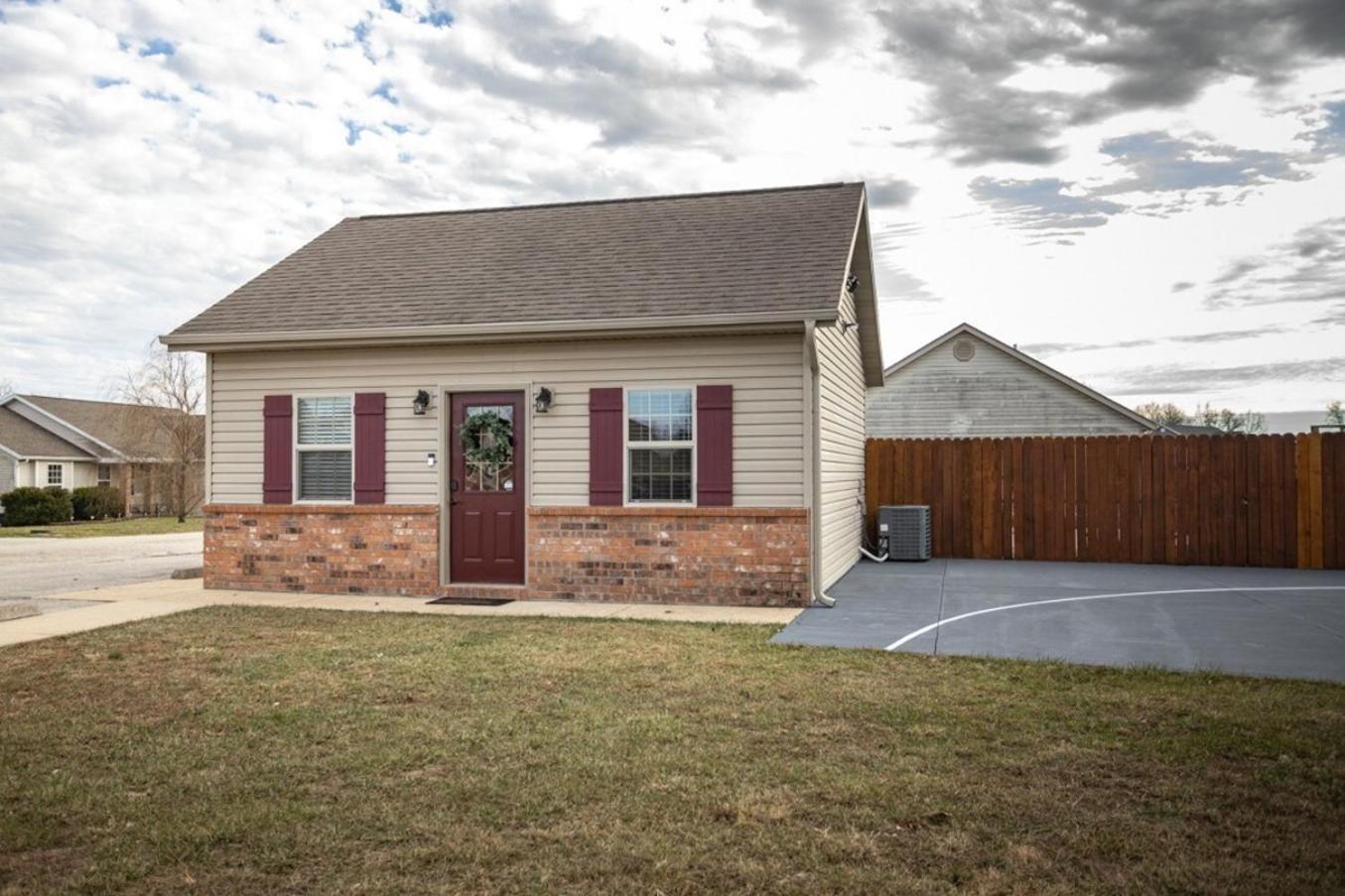 Tiny Home With Hot Tub Near Ft Leonard Wood! Waynesville Exteriör bild