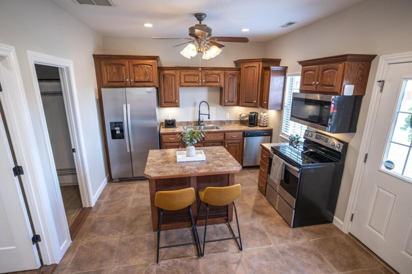Tiny Home With Hot Tub Near Ft Leonard Wood! Waynesville Exteriör bild